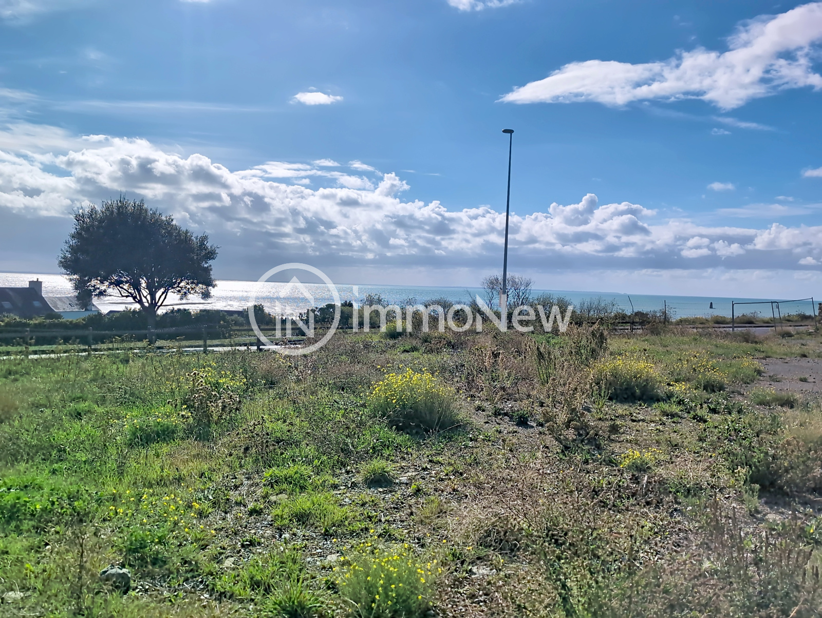 Terrain 1916 m² · à Granville · 1 916 m² · 106 000 €
